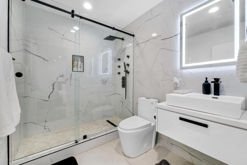 Luxury 4 Bedroom Villa Хънтингтън Бийч Екстериор снимка